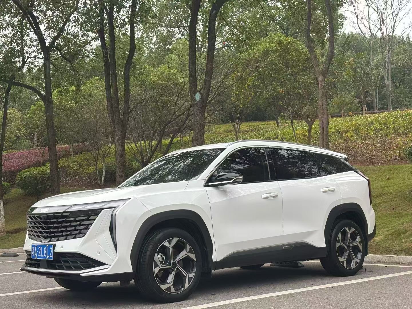 GEELY Boyue L 2024 GEELY Boyue L 2024 صورة سيارة