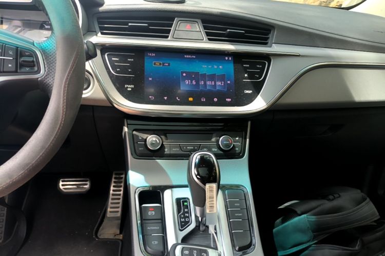 GEELY Emgrand GS 2018 #13 GEELY Emgrand GS 2018 car image #13