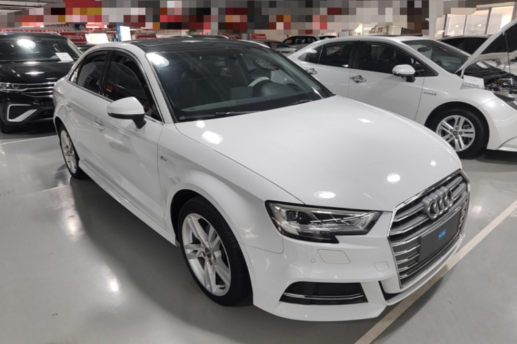 Audi A3 2020 car image #4