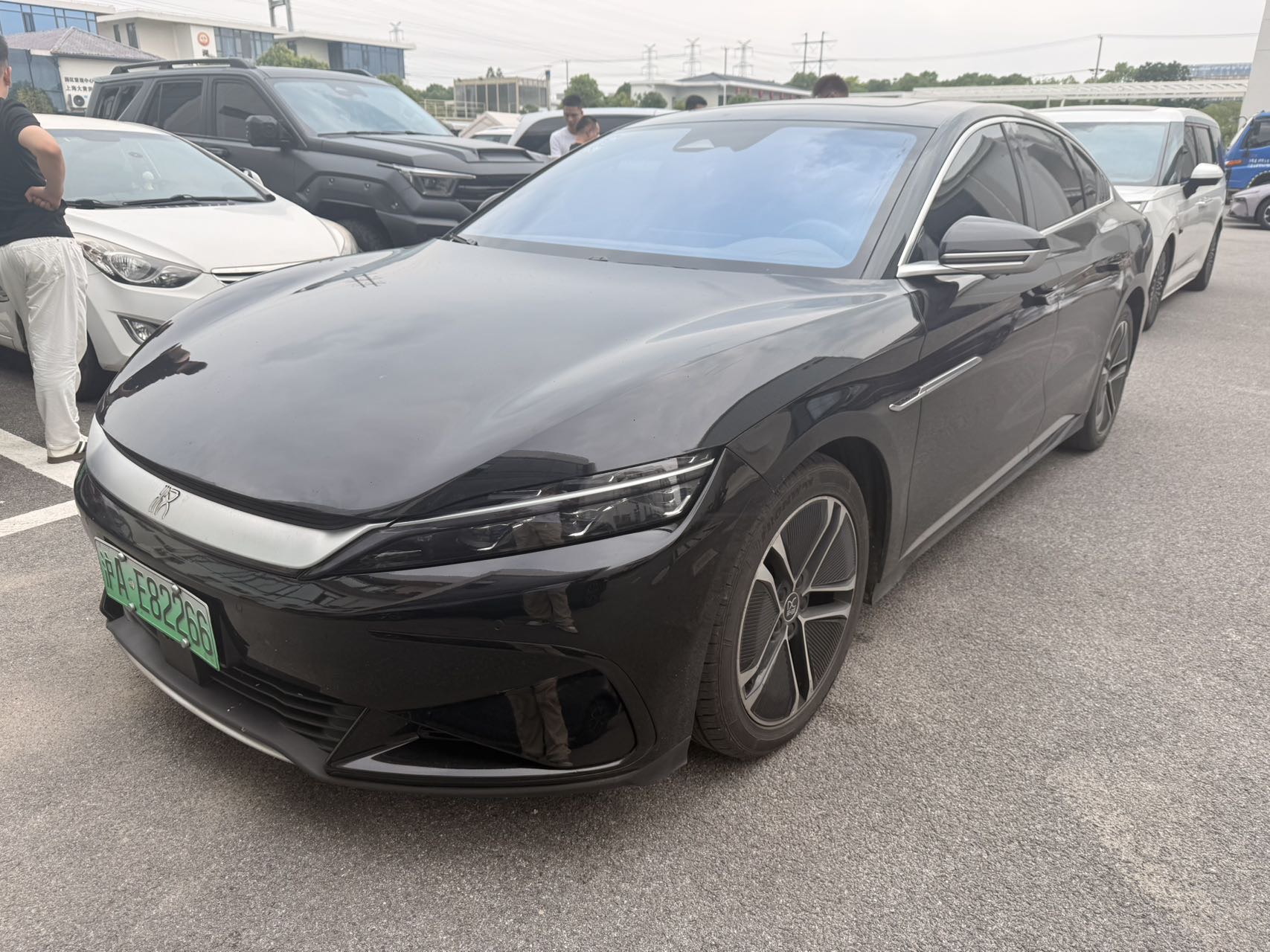BYD Han 2023 car image 