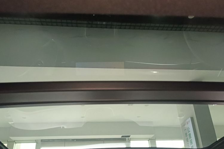 BYD Han 2025 car image #20