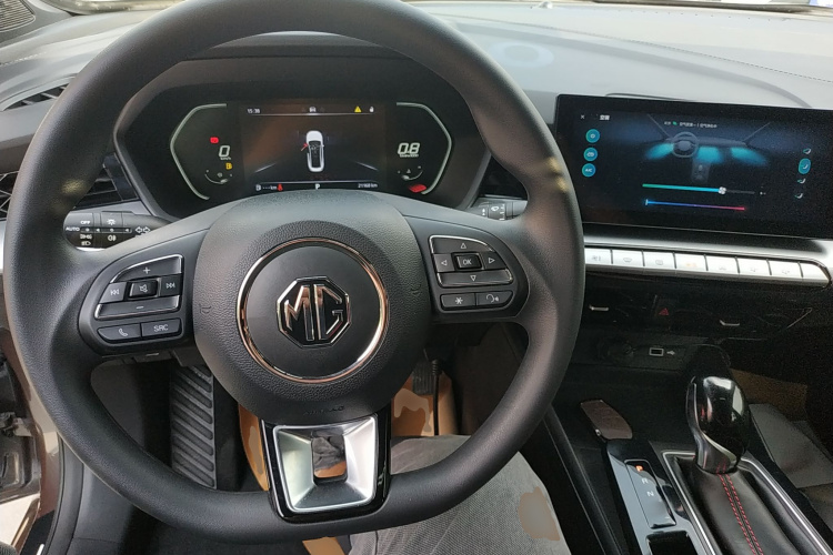 MG 5 2022 image de voiture #10