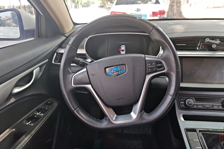 GEELY Emgrand 2019 #11 GEELY Emgrand 2019 car image #11