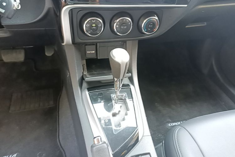 Toyota Corolla 2018 #14 Toyota Corolla 2018 car image #14