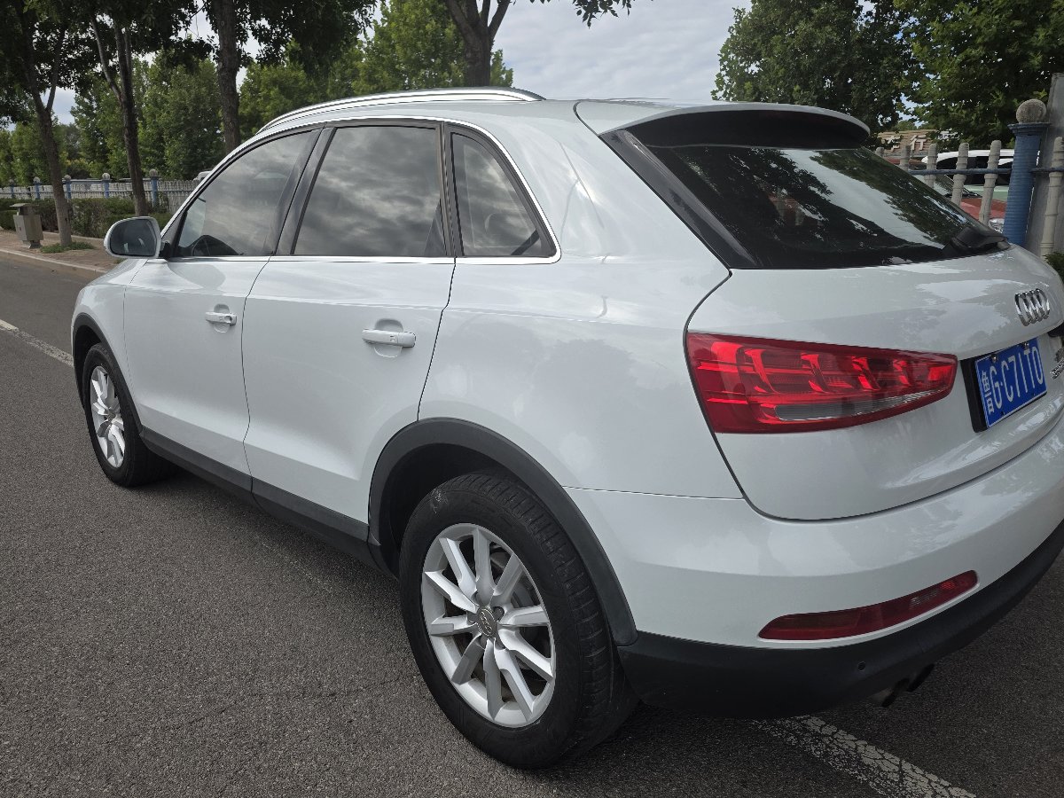 Audi Q3 2014 #13 Audi Q3 2014 car image #13