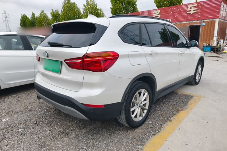 BMW X1 2018 #5 BMW X1 2018 car image #5