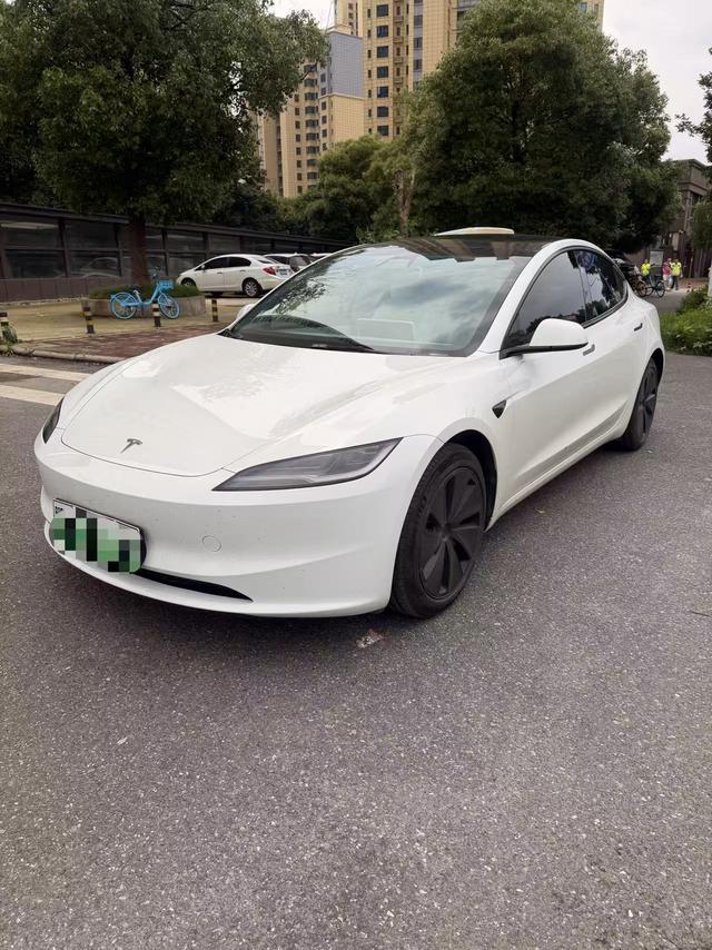 Tesla Model 3 2024 #10 Tesla Model 3 2024 car image #10