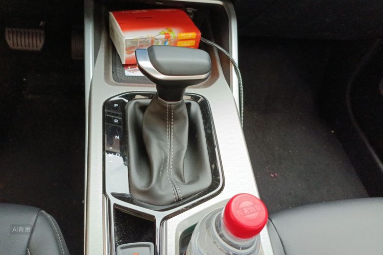 GEELY Emgrand 2025 car image #16