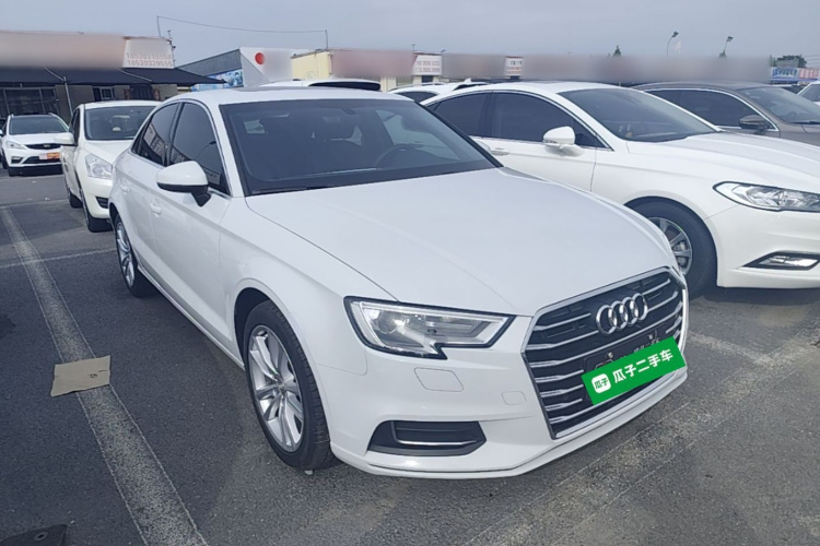 Audi A3 2019 car image #4