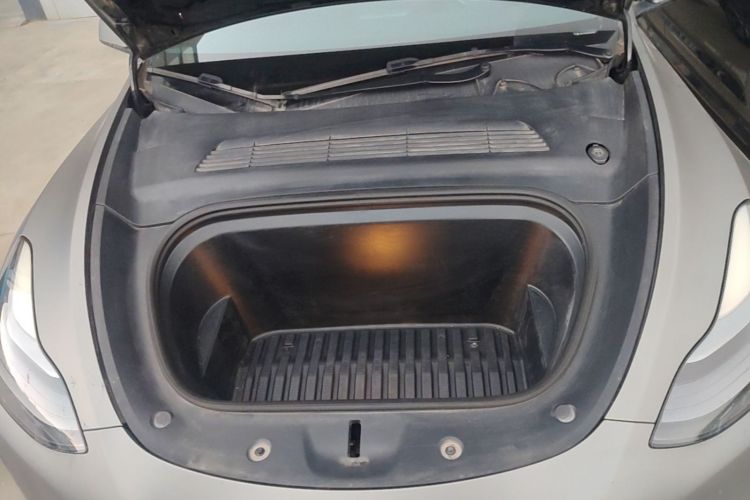 Tesla Model Y 2022 #20 Tesla Model Y 2022 car image #20