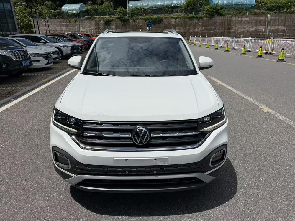 Volkswagen Tacqua 2025 #2 Volkswagen Tacqua 2025 car image #2