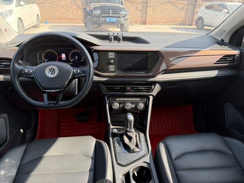Volkswagen Tharu 2019 #5 Volkswagen Tharu 2019 car image #5