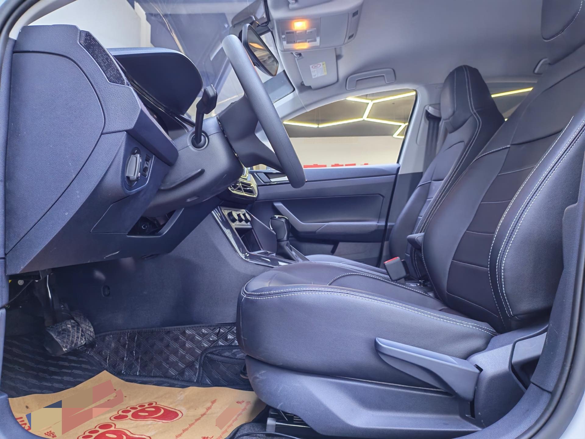 Volkswagen Lavida 2025 car image #6