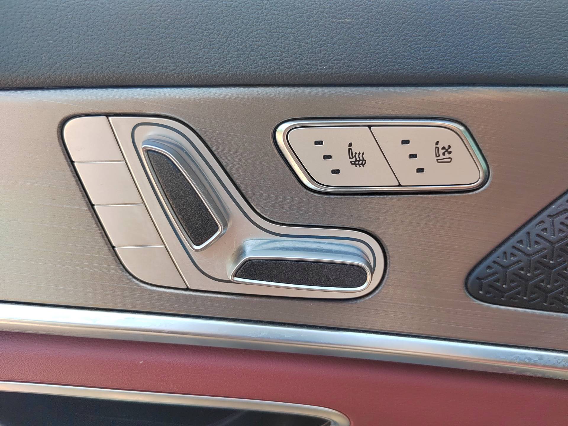 Jetour X70 PLUS 2025 #9 Jetour X70 PLUS 2025 car image #9
