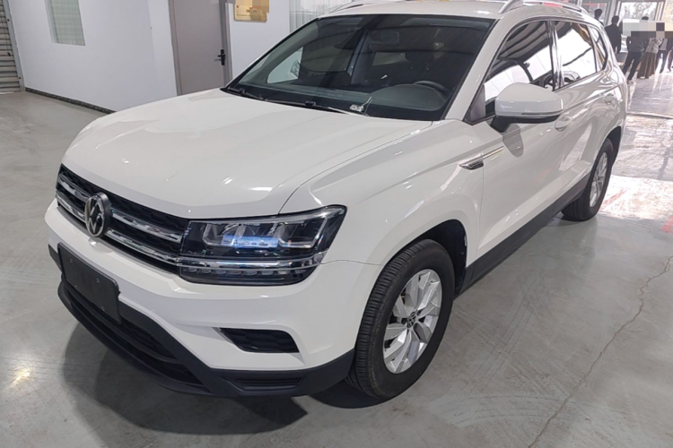Volkswagen Tharu 2022 car image #2