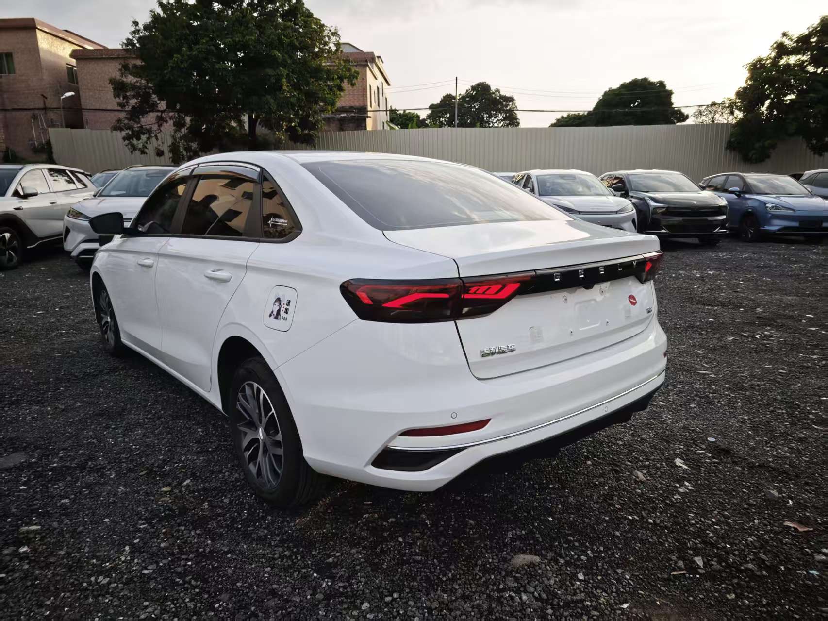 GEELY Emgrand 2025 car image #4