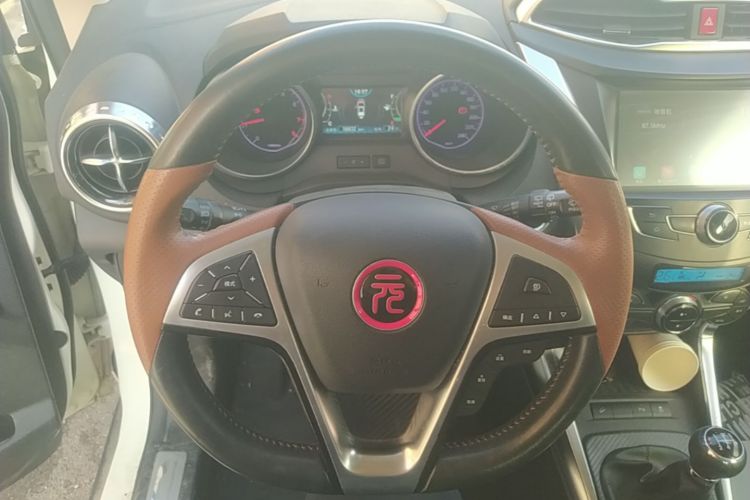 BYD Yuan 2016 #11 BYD Yuan 2016 car image #11