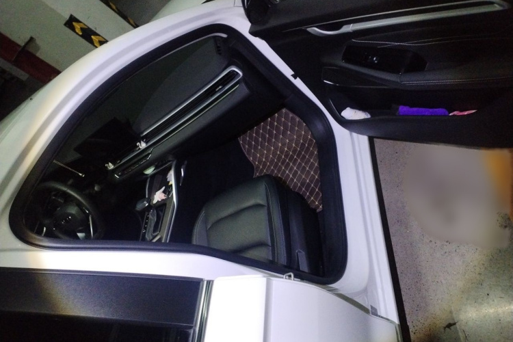 GEELY Emgrand 2023 car image #25