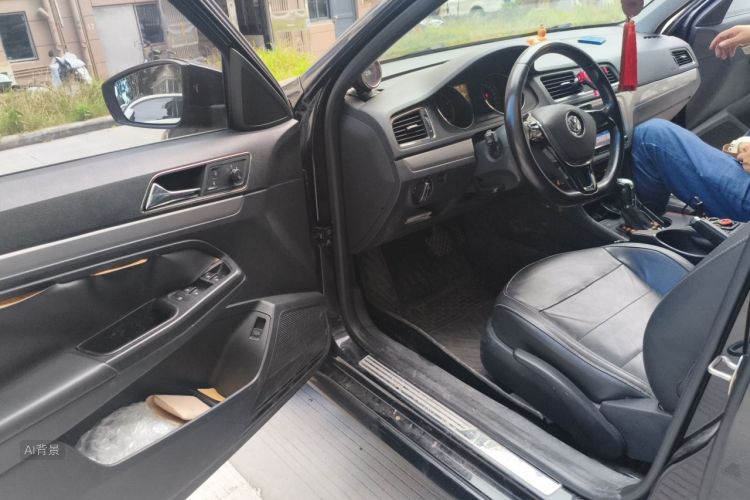 Volkswagen Lavida 2015 car image #18