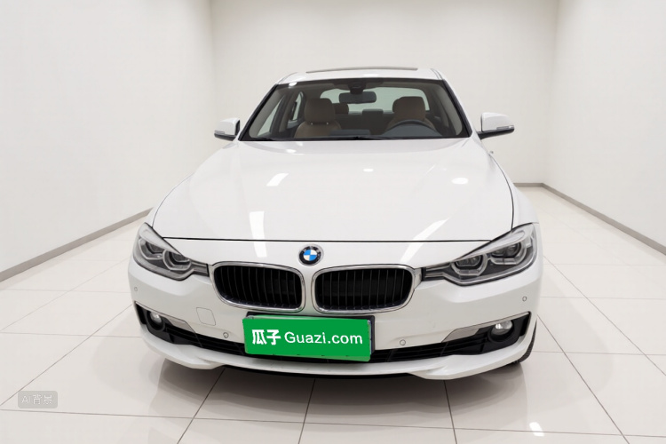 BMW 3 Series 2017 #3 BMW 3 Series 2017 car image #3