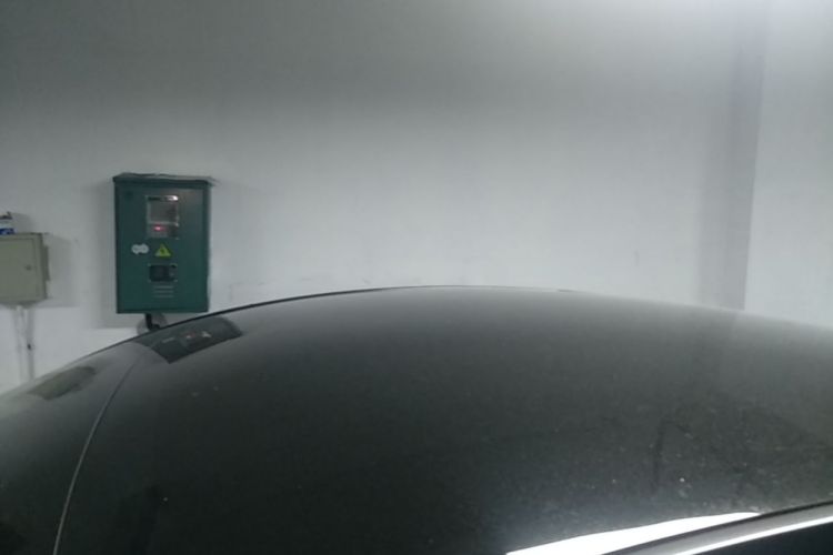 Tesla Model Y 2021 #25 Tesla Model Y 2021 car image #25