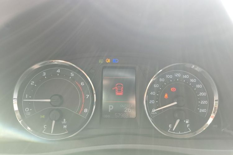 Toyota Corolla 2017 #12 Toyota Corolla 2017 car image #12