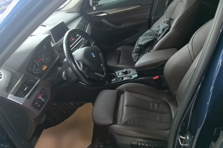 BMW X1 2018 #15 BMW X1 2018 car image #15