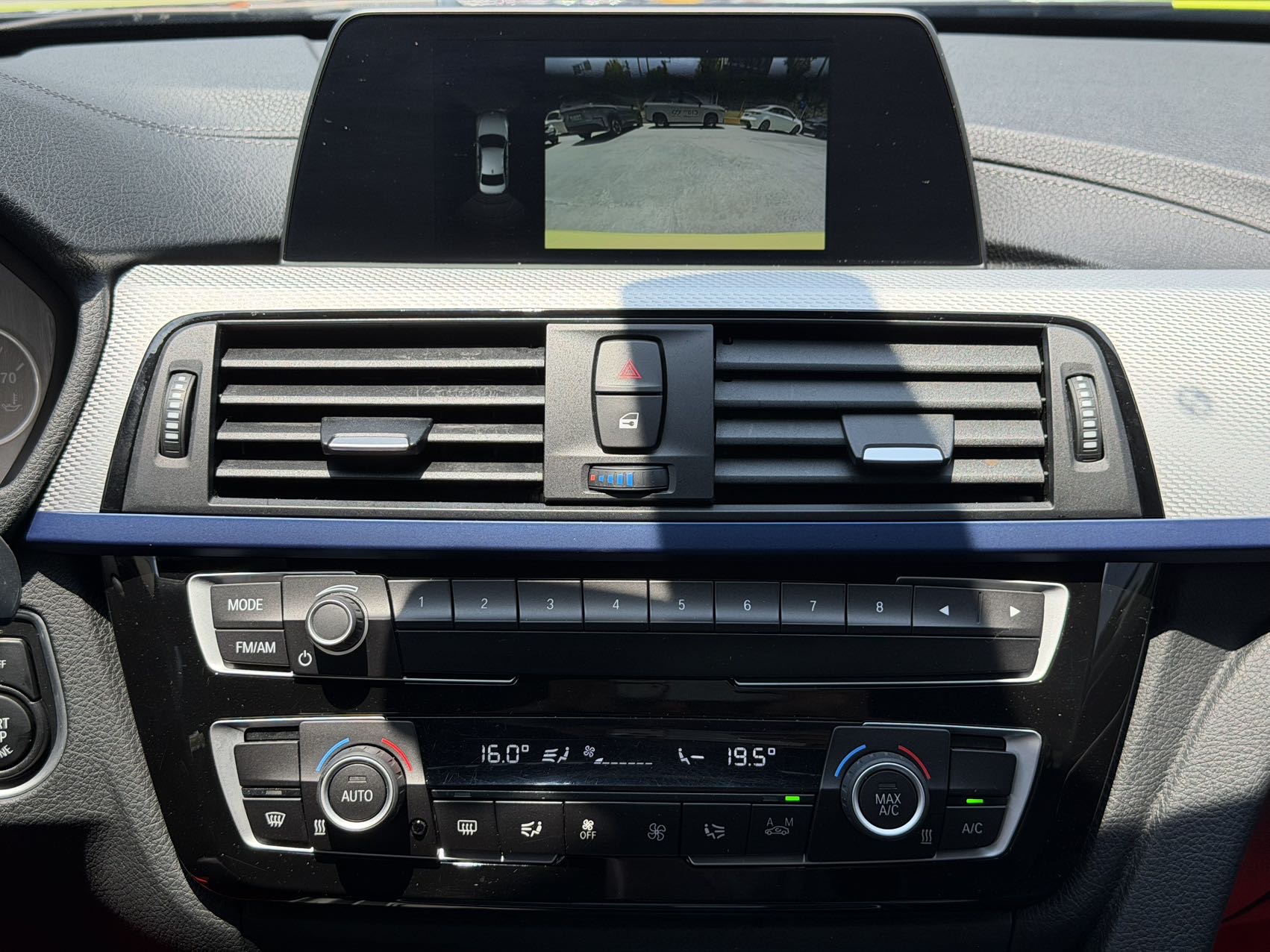 BMW 3 Series 2019 car image #12