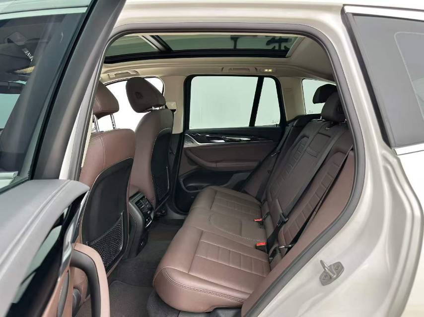 BMW X3 2020 car image #5