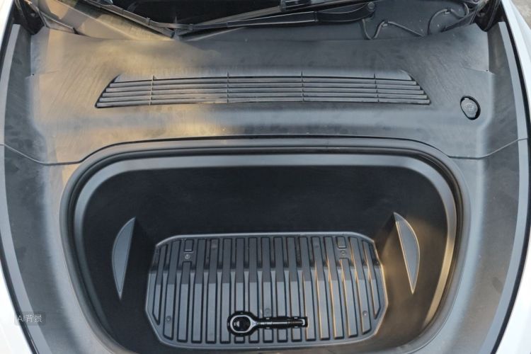 Tesla Model Y 2022 #22 Tesla Model Y 2022 car image #22