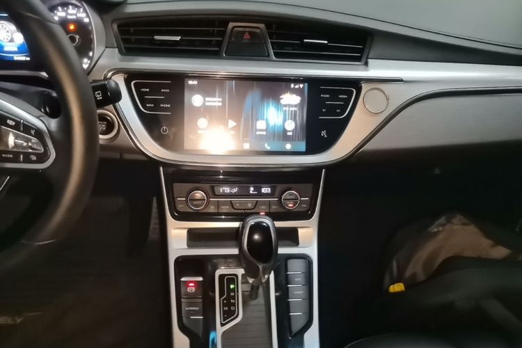 GEELY Emgrand GS 2020 #13 GEELY Emgrand GS 2020 car image #13
