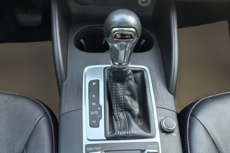 Audi A3 2019 car image #25