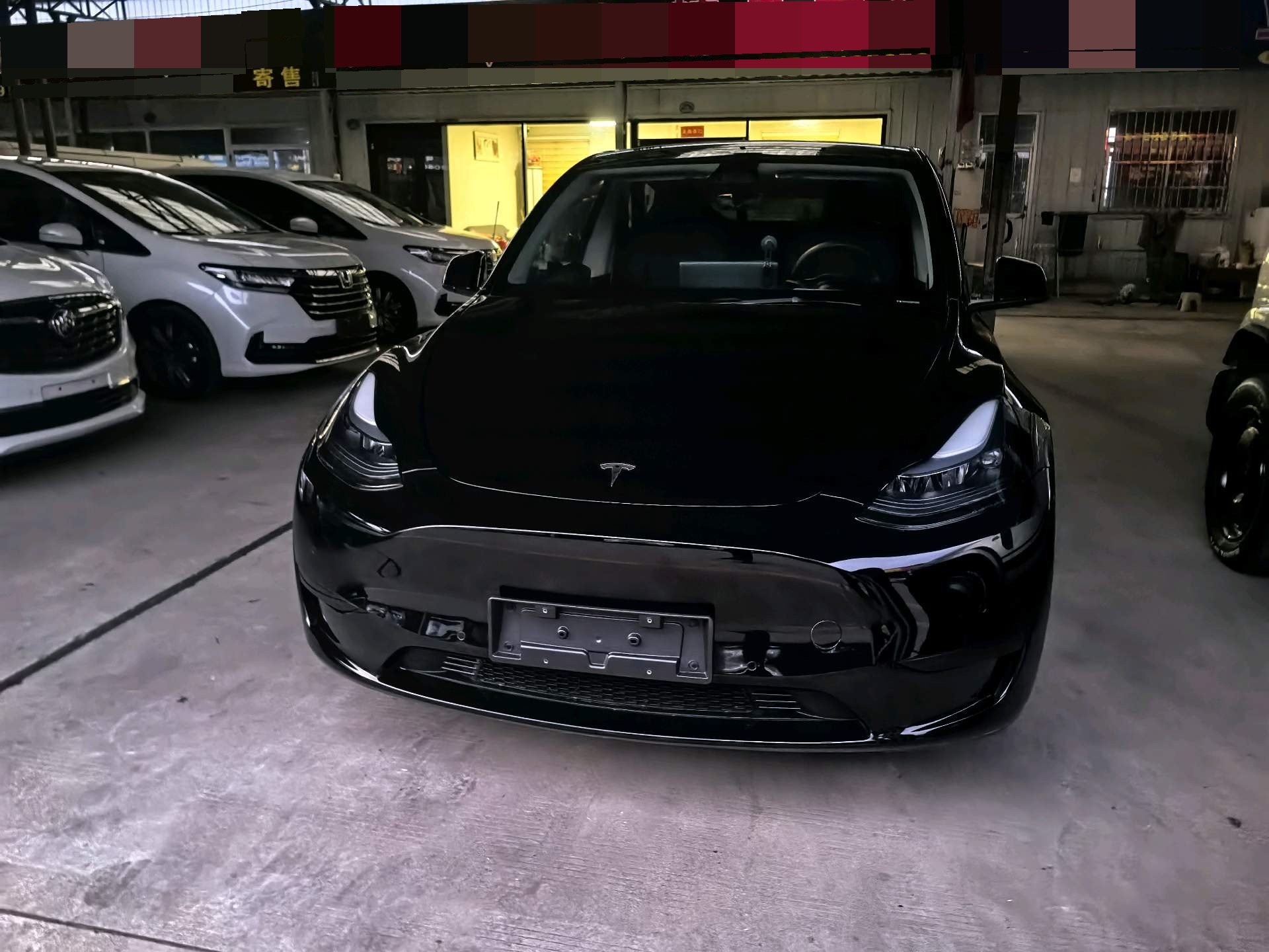 Tesla Model Y 2023 #3 Tesla Model Y 2023 immagine di auto #3