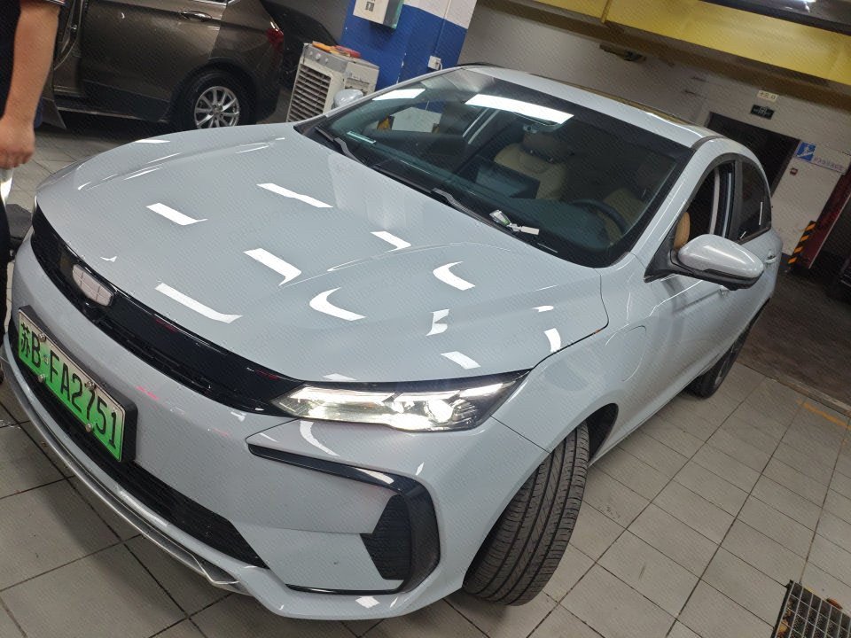 GEELY Emgrand L HiP 2024 GEELY Emgrand L HiP 2024 immagine di auto