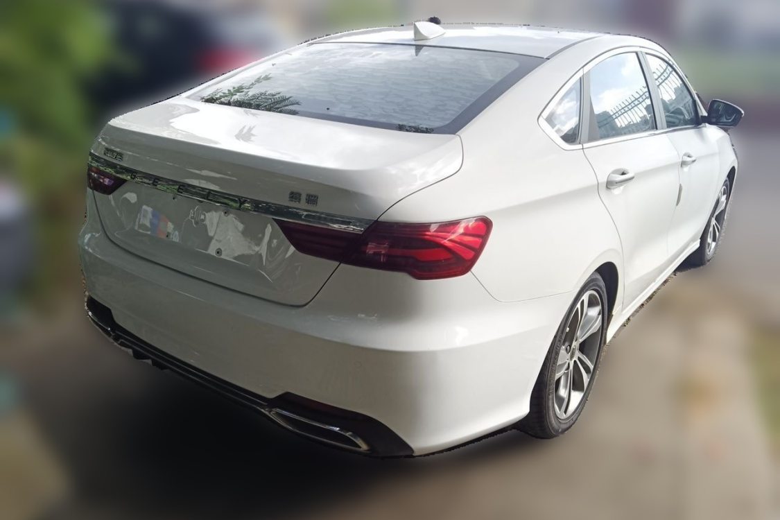 GEELY Binray 2018 imagen de coche #4