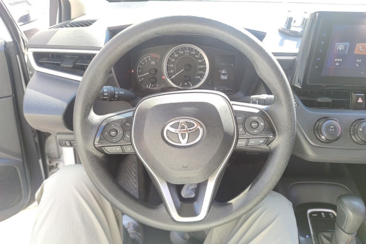 Toyota Corolla 2023 #11 Toyota Corolla 2023 car image #11
