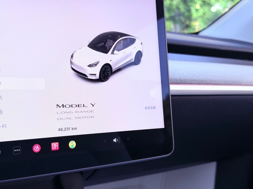 Tesla Model Y 2024 #4 Tesla Model Y 2024 car image #4