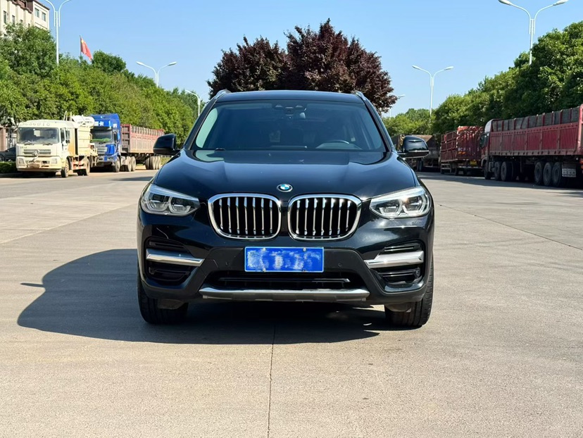 BMW X3 2020 car image #2