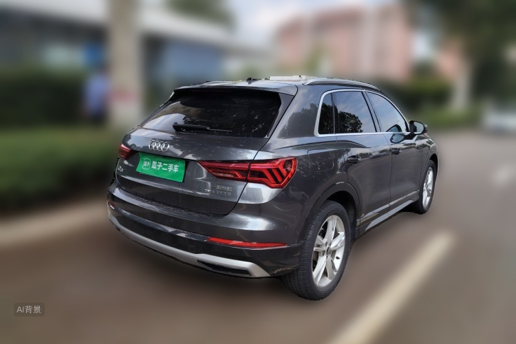 Audi Q3 2021 car image #7