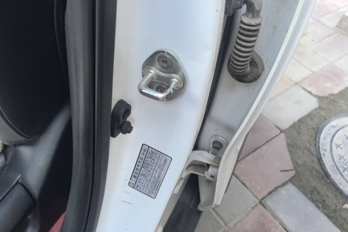 Kia KX1 2019 car image #29