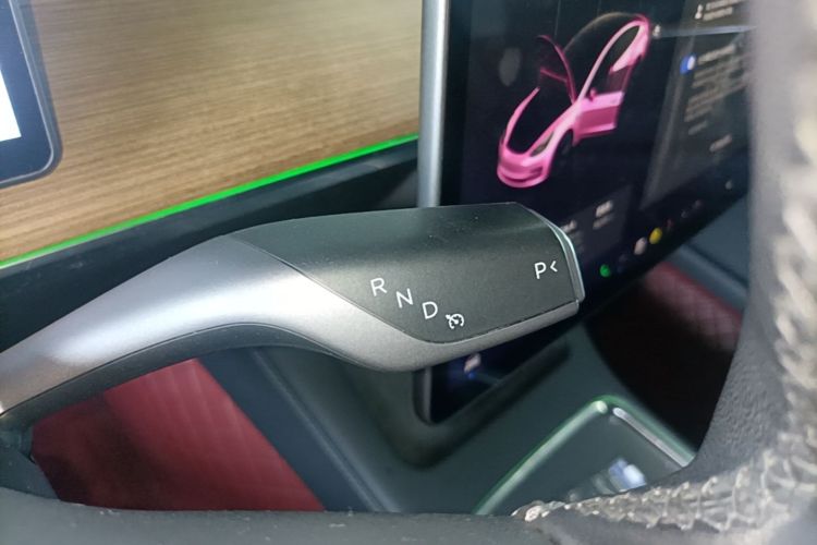 Tesla Model 3 2021 car image #14