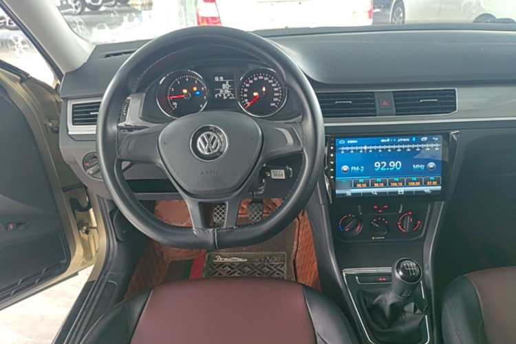 Volkswagen Bora 2020 car image #11