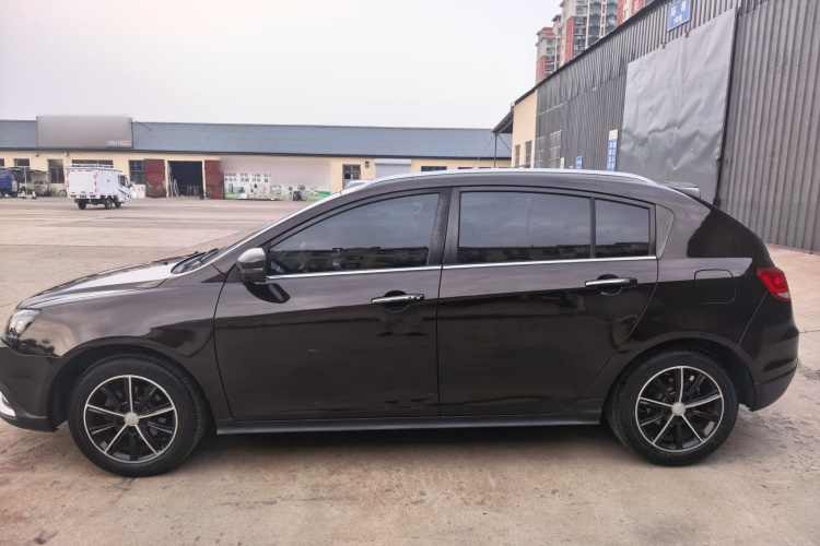 GEELY Emgrand 2016 car image #10