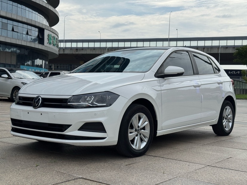Volkswagen Polo 2021 Volkswagen Polo 2021 car image