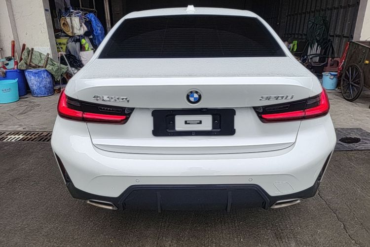 BMW 3 Series 2023 #4 BMW 3 Series 2023 car image #4