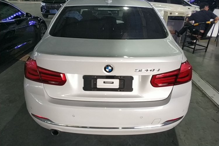 BMW 3 Series 2016 #6 BMW 3 Series 2016 car image #6