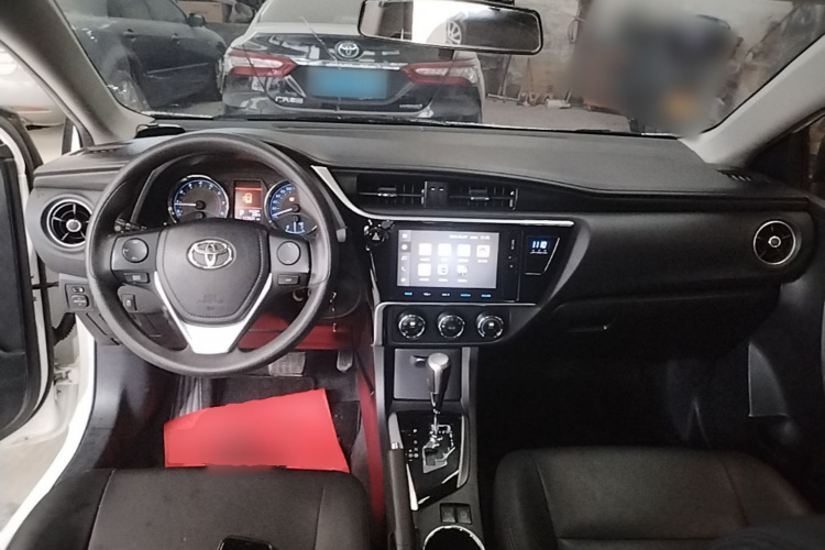 Toyota Corolla 2017 car image #11