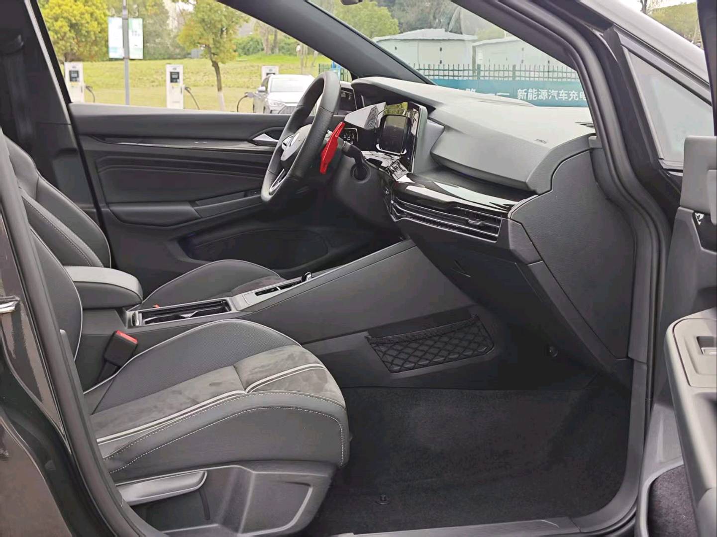 Volkswagen Golf 2024 #15 Volkswagen Golf 2024 car image #15
