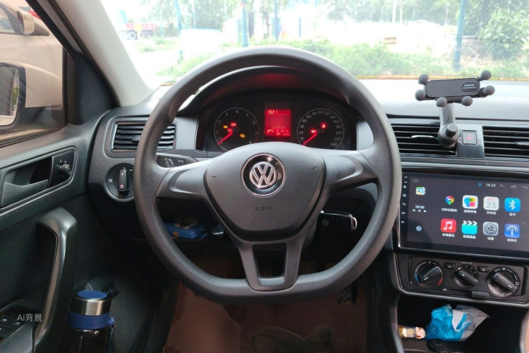 Volkswagen Santana 2017 car image #12