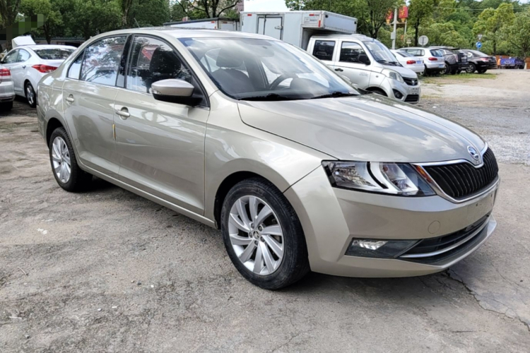Skoda Rapid 2017 #4 Skoda Rapid 2017 imagen de coche #4